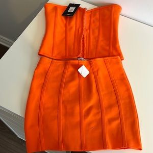 BRAND NEW ORANGE FASHION NOVA SET
